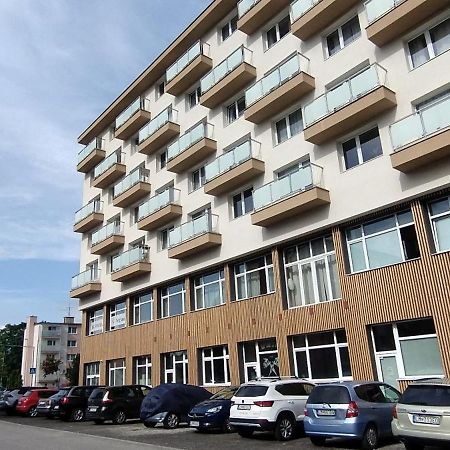 Liptovský Hrádok Hybadloモーテル エクステリア 写真